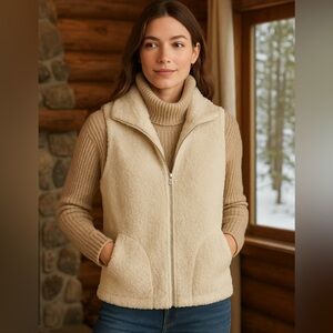 J. Jill Sherpa Fleece Vest Small Off-White Zip Front Pockets Cozy Winter Cabin